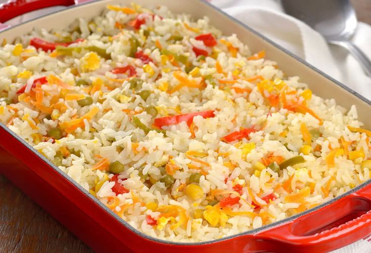 Arroz Colorido com Legumes: Um Almoço Rápido e Sem Glúten Que as Crianças Adoram