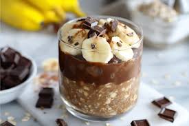 Overnight Oats com Cacau e Banana